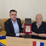 Bivši predsjednik Hrvatske Stjepan Mesić stigao u posjetu Bugojnu